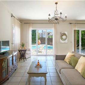 3 bedroom villa with heated pool in Kassiopi, Corfu, sleeps 6